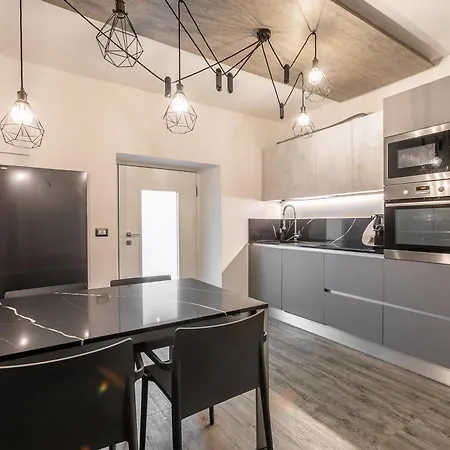 21 - Garden Terrace & View Daire *